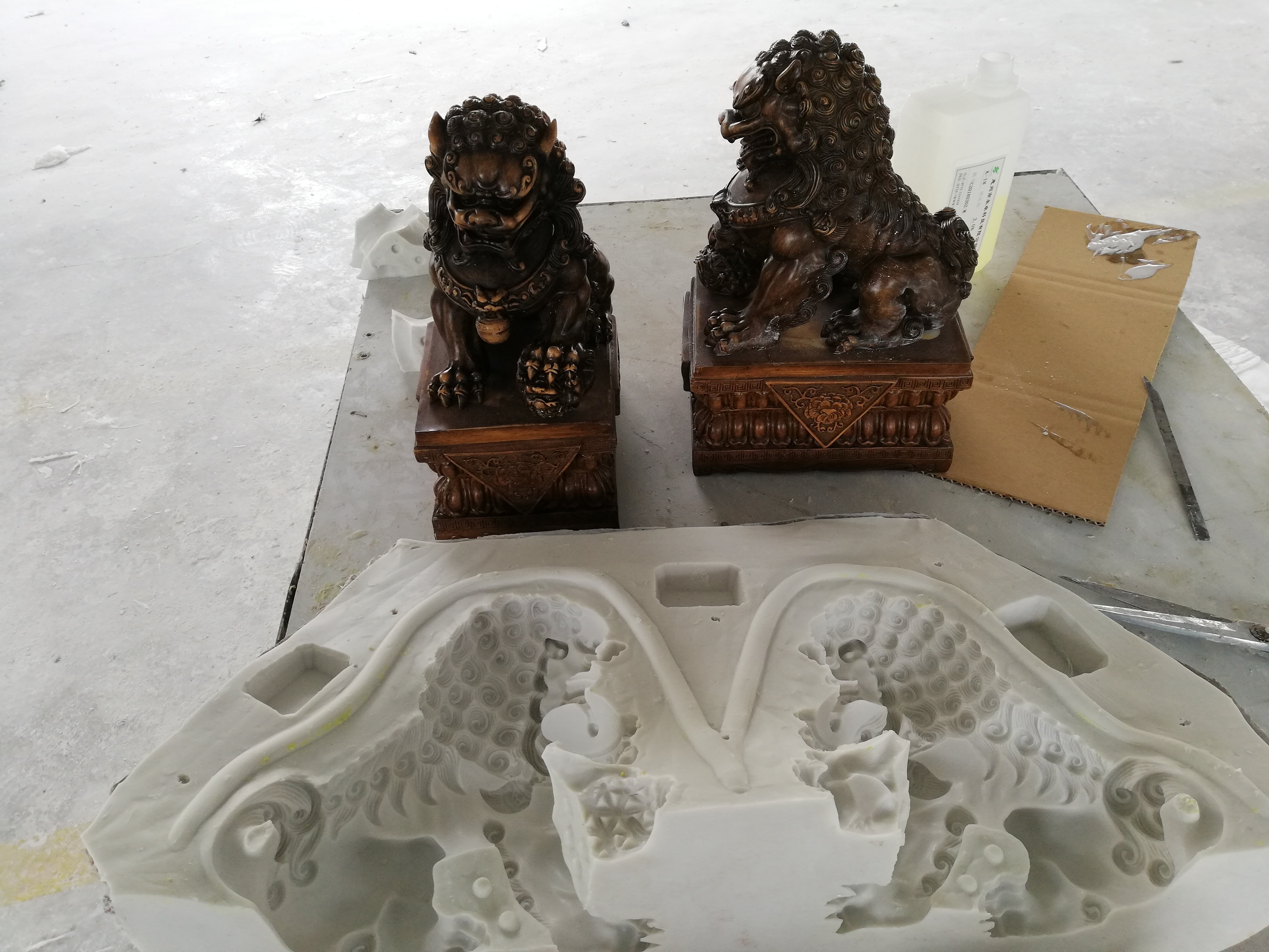 模具硅膠翻模樹(shù)脂工藝品出現(xiàn)燒模情況怎么辦 ？